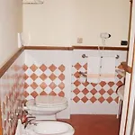 Akrabello 3*