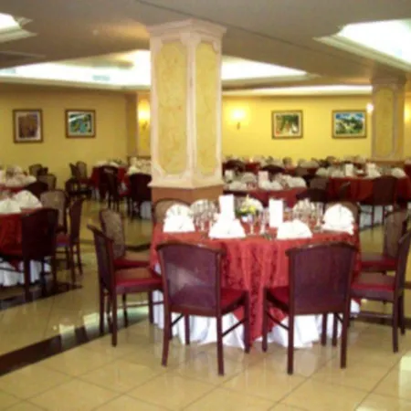 Hotel Akrabello 3*