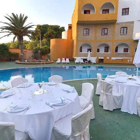 Akrabello Otel 3*