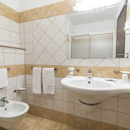 Szálloda Akrabello 3*